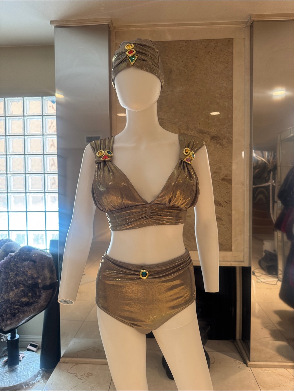 Vintage Style Metallic Gold 4 Piece Set Skirt Bikini Top Turban - Picture 5 of 10